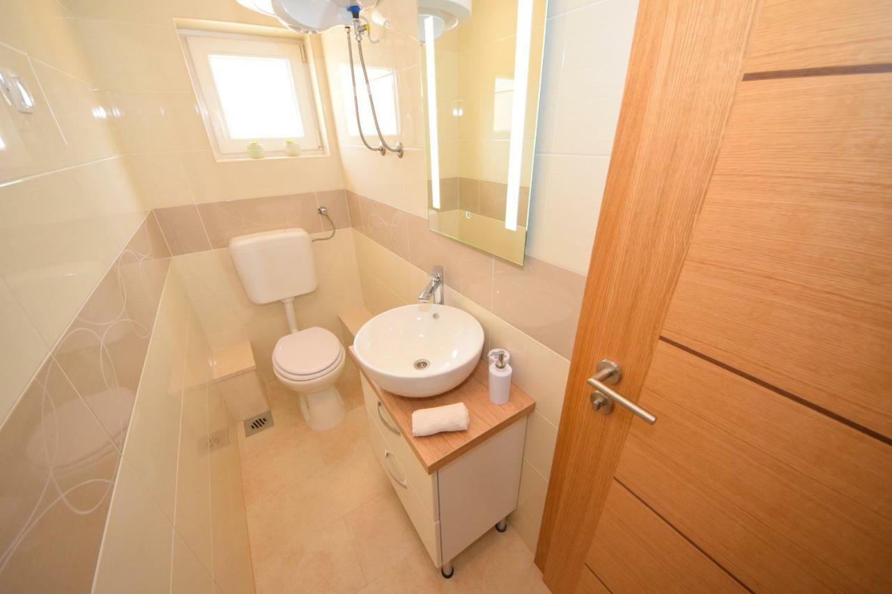 Luxury Penthouse With Jacuzzi In Orebić Kültér fotó