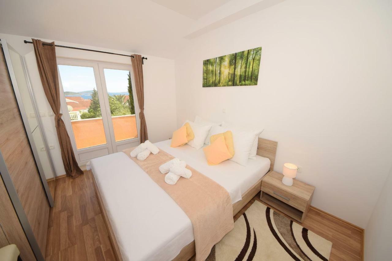 Luxury Penthouse With Jacuzzi In Orebić Kültér fotó